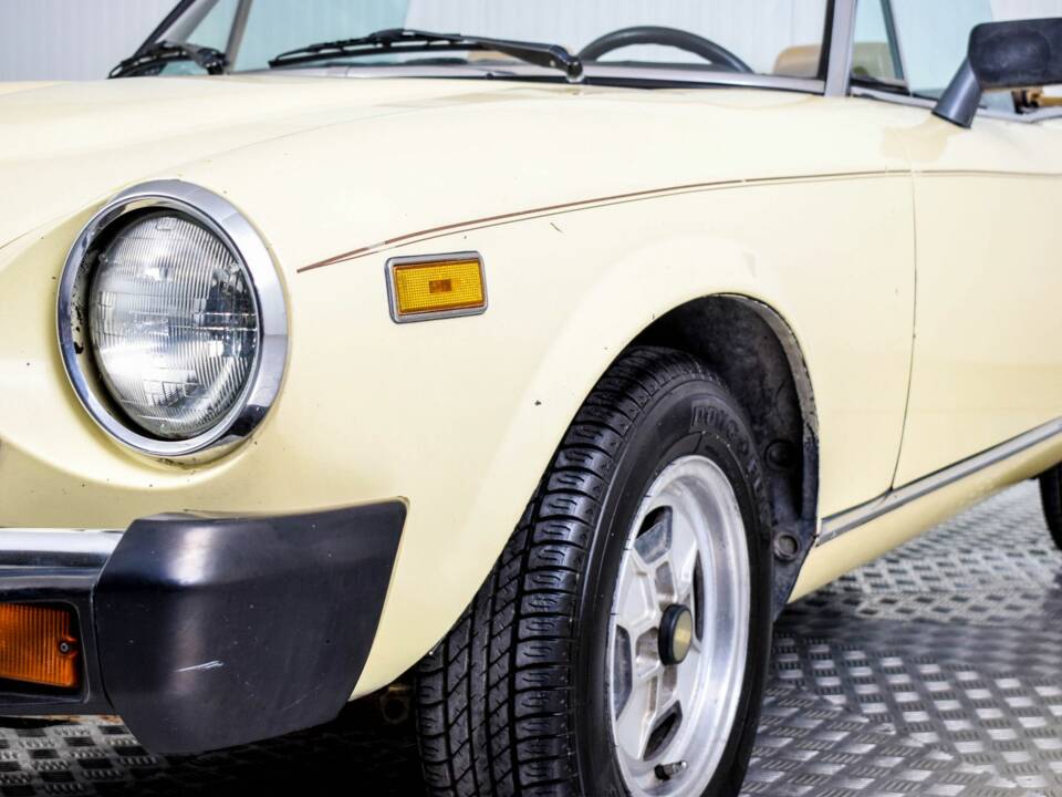 Immagine 42/50 di FIAT Spider 2000 (1980)