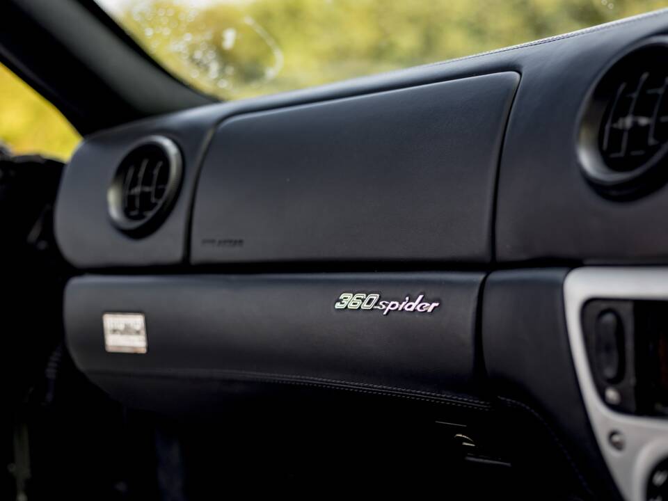 Imagen 17/26 de Ferrari 360 Spider (2001)