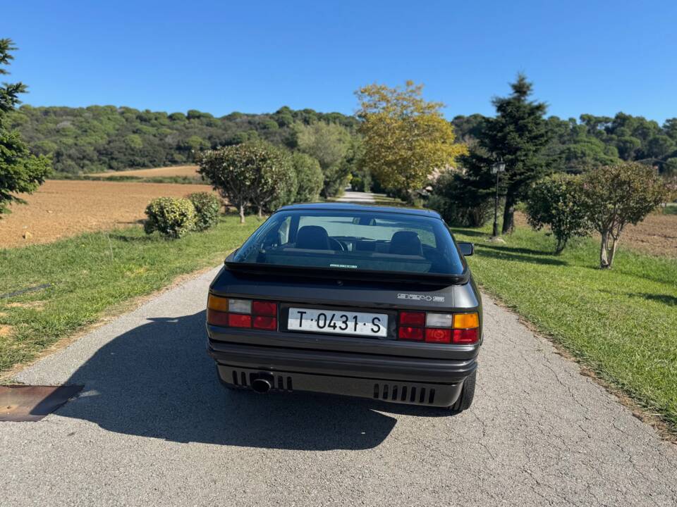 Image 8/35 of Porsche 924 S (1986)