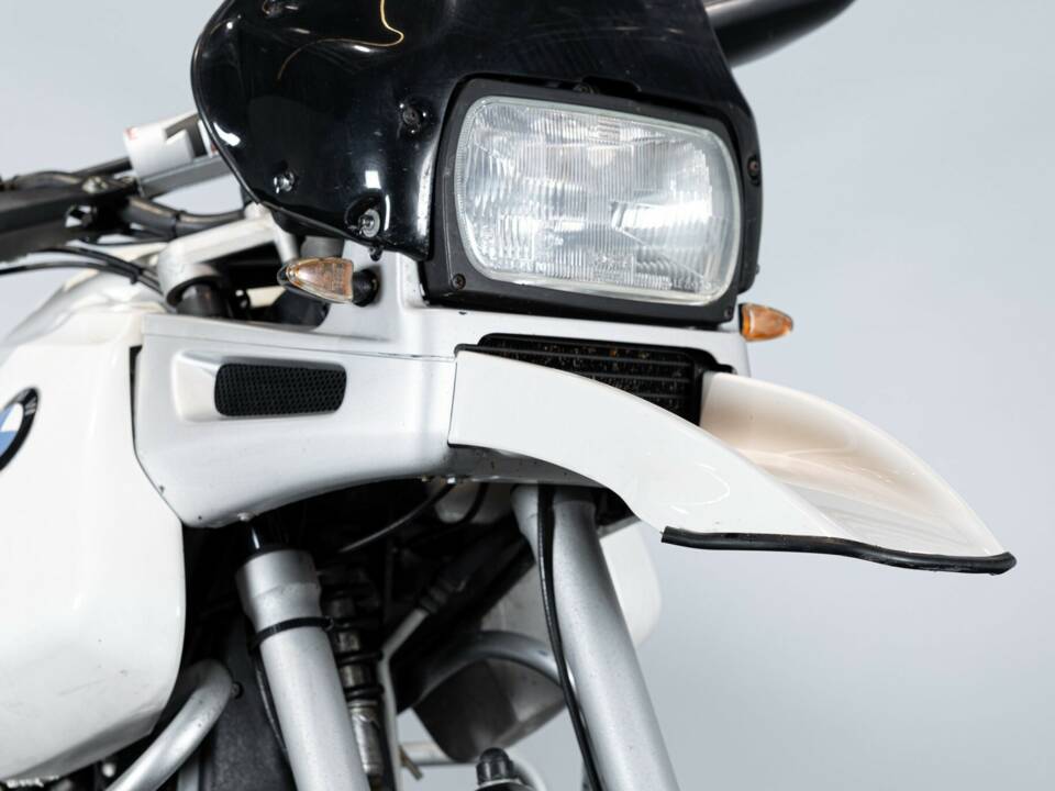Image 11/25 de BMW R 1100 GS (1994)