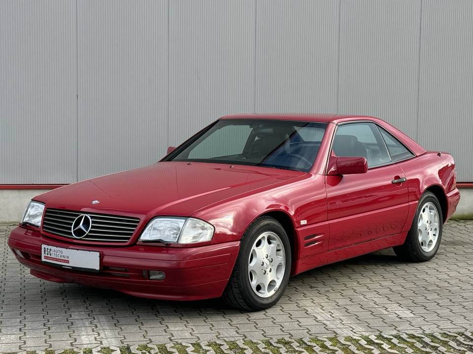 Image 1/50 of Mercedes-Benz SL 320 (1996)