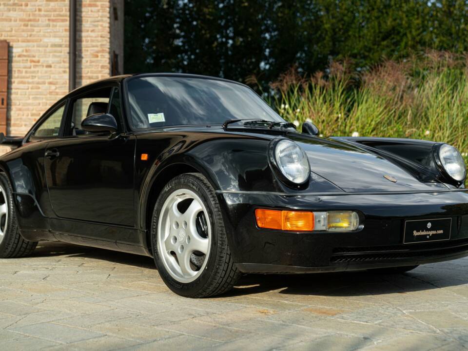 Image 2/50 de Porsche 911 Turbo 3.3 (1991)