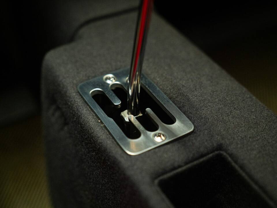 Image 34/50 de Ferrari F40 (1991)