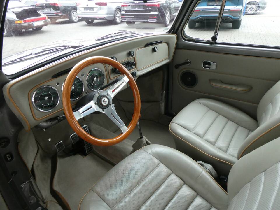 Bild 8/22 von Volkswagen Käfer "50 Jahre" (1986)