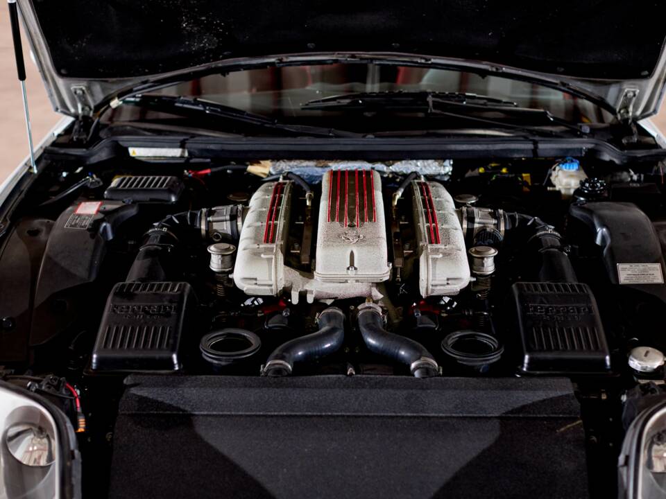 Bild 45/46 von Ferrari 575M Maranello (2003)