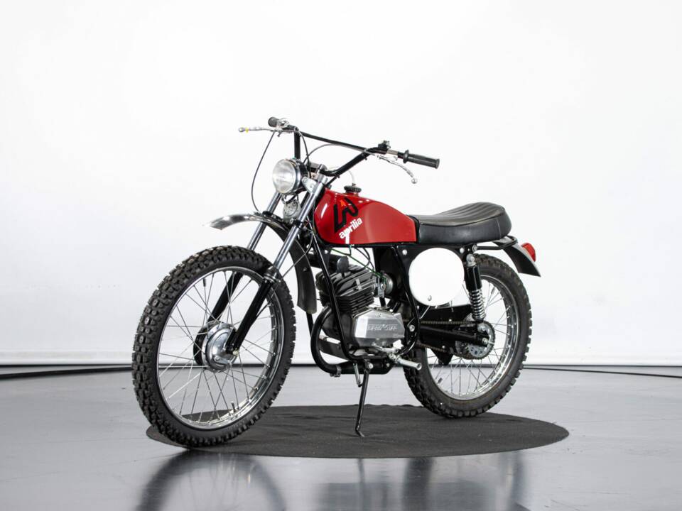 Immagine 8/49 di Aprilia Scarabeo 50 (1972)