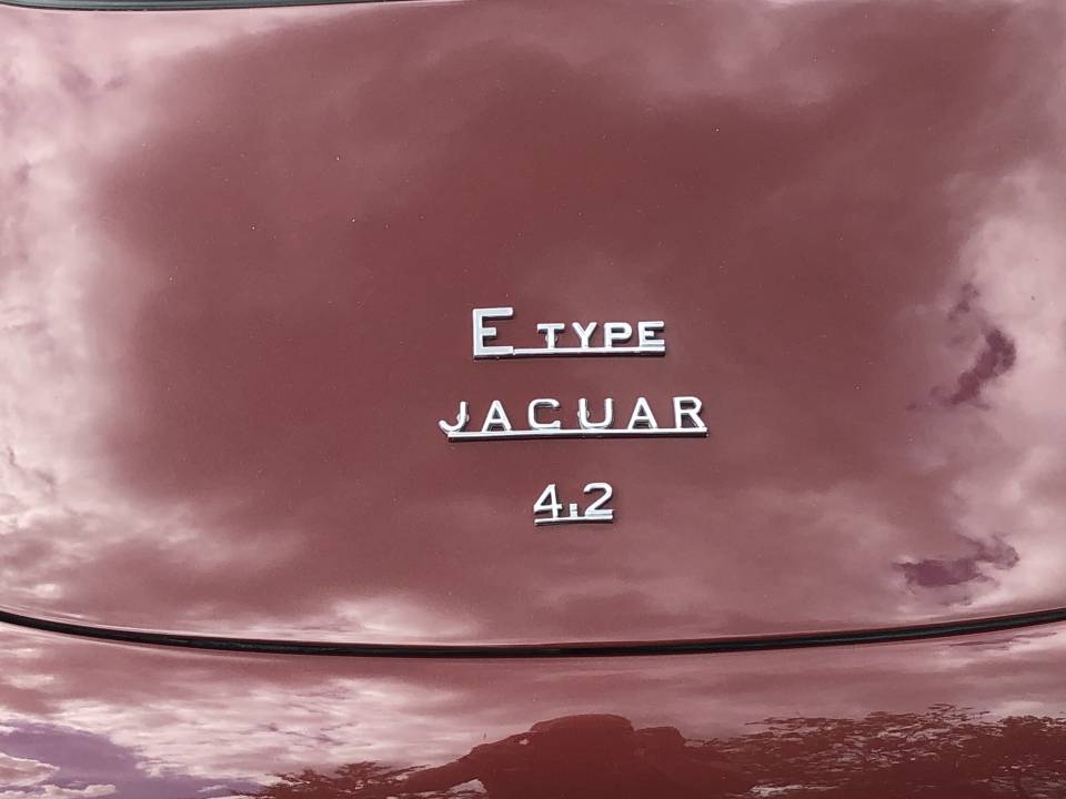 Afbeelding 18/48 van Jaguar E-Type (2+2) (1968)