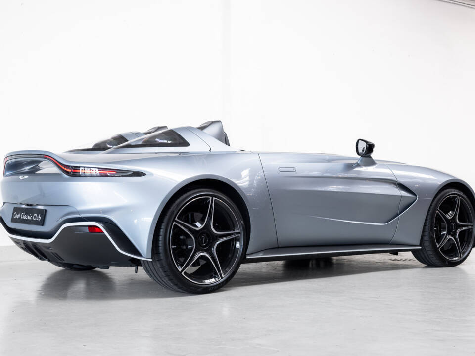 Bild 5/47 von Aston Martin V12 Speedster (2021)