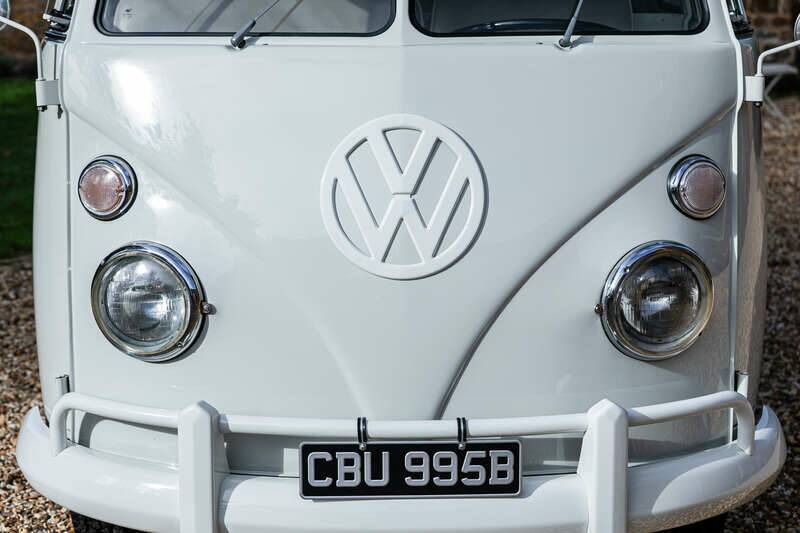 Bild 41/43 von Volkswagen T1 Pritsche Doppelkabine (1964)