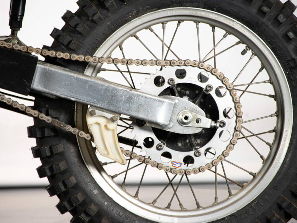 Image 16/40 de Kawasaki KX 250 (1980)