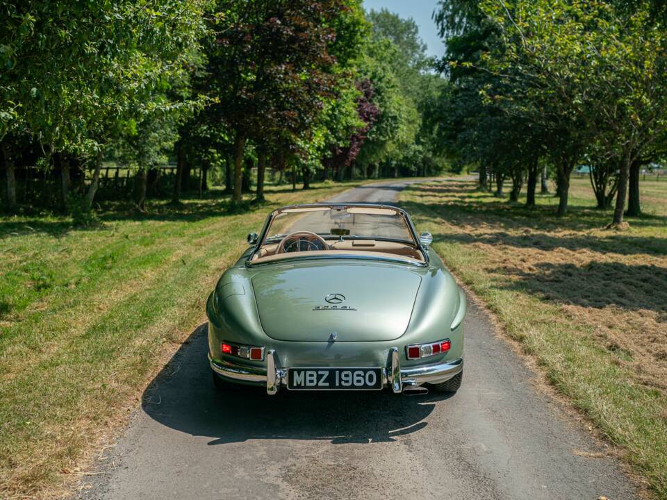 Imagen 6/50 de Mercedes-Benz 300 SL Roadster (1960)