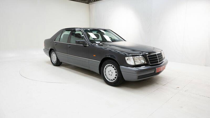 Bild 10/15 von Mercedes-Benz S 320 (1995)