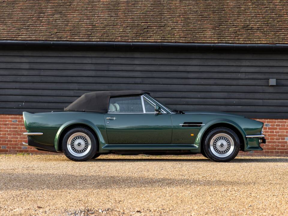 Bild 3/92 von Aston Martin V8 Volante X-Pack (1989)