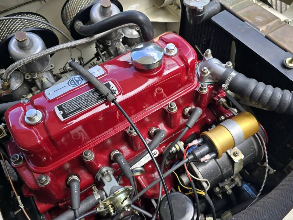Image 15/17 of MG MGA Twin Cam (1958)