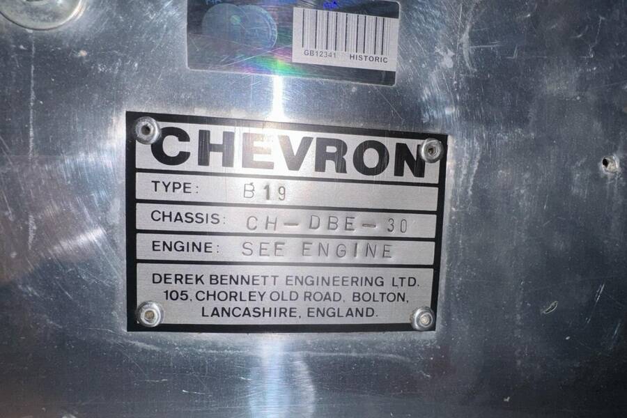 Image 12/32 of Chevron B19 (1971)