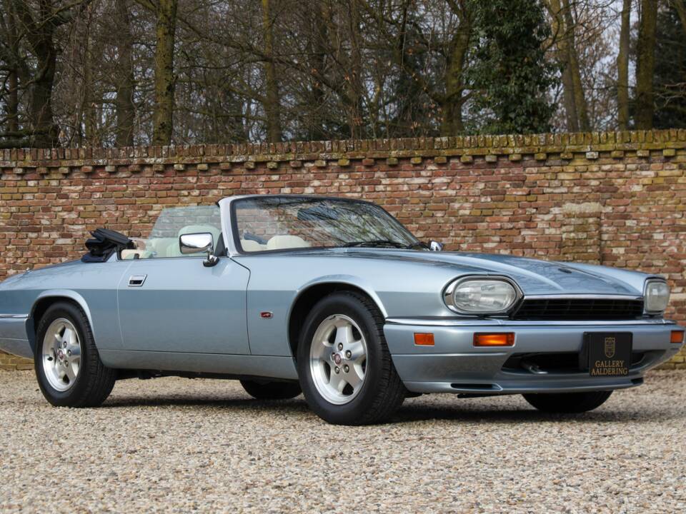 Bild 39/50 von Jaguar XJS 4.0 Celebration (1994)