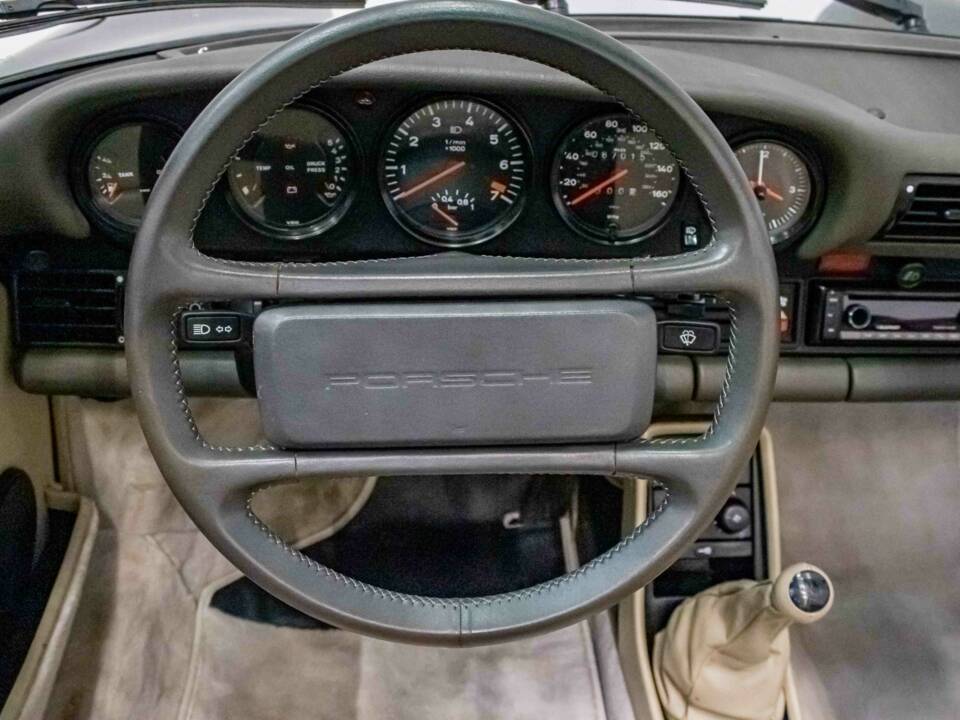 Bild 21/27 von Porsche 911 Turbo 3.3 (1988)