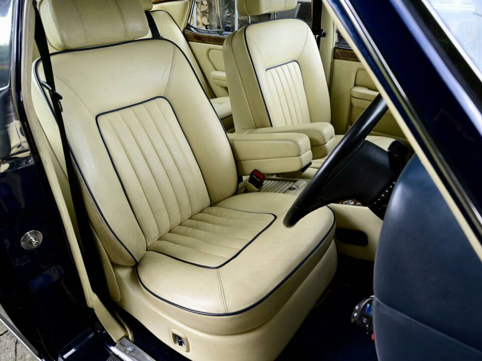 Bild 24/50 von Rolls-Royce Silver Spirit II (1992)