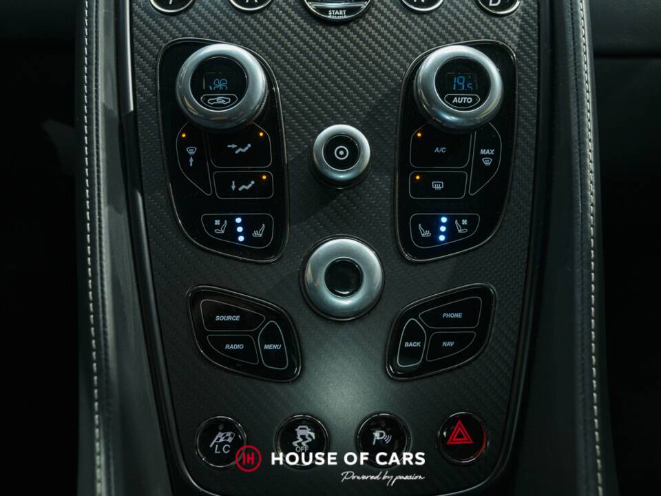 Imagen 20/22 de Aston Martin Vanquish (2017)