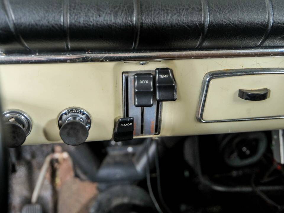 Bild 34/50 von Volvo Amazon P220 (1968)