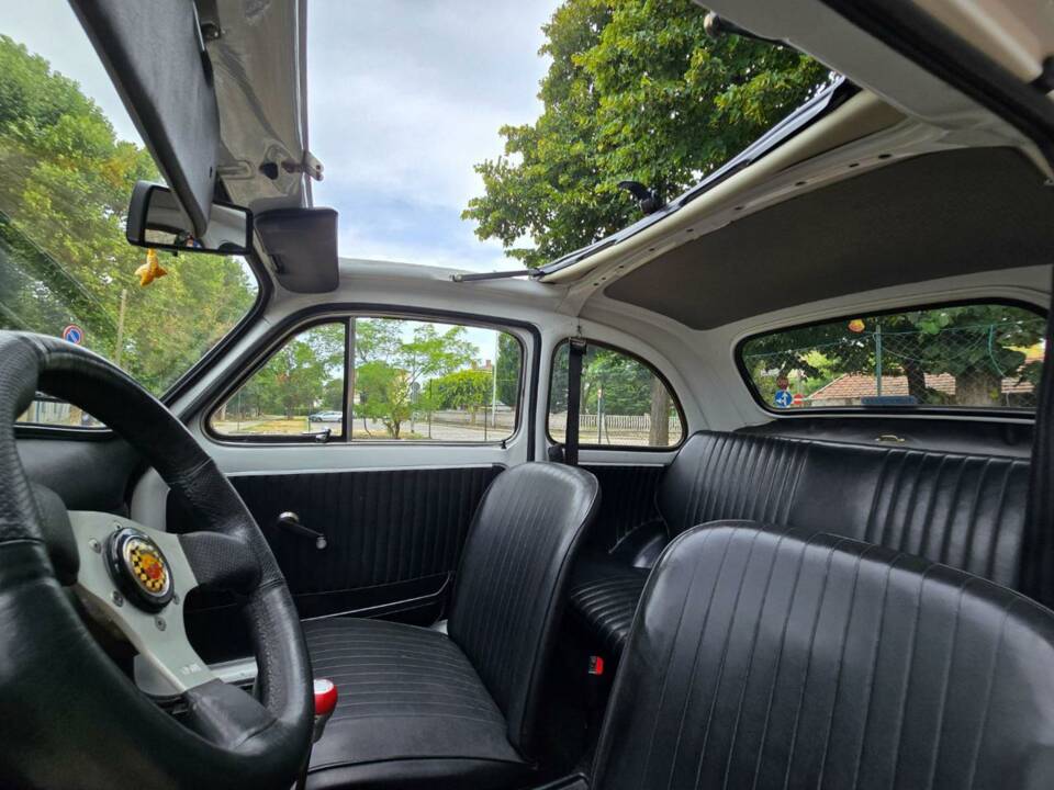 Bild 42/50 von FIAT 500 L (1972)