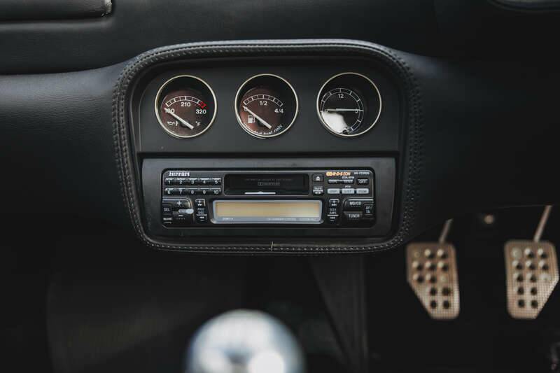 Image 48/50 de Ferrari F 355 Berlinetta (1998)