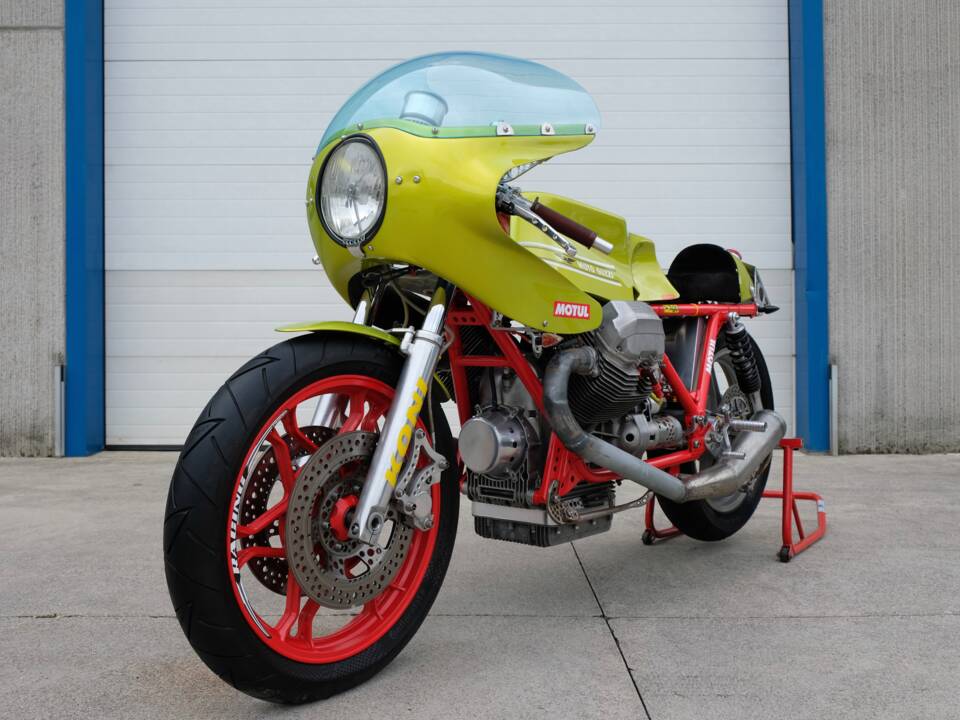 Image 17/39 of Moto Guzzi 1000 SP II (1985)