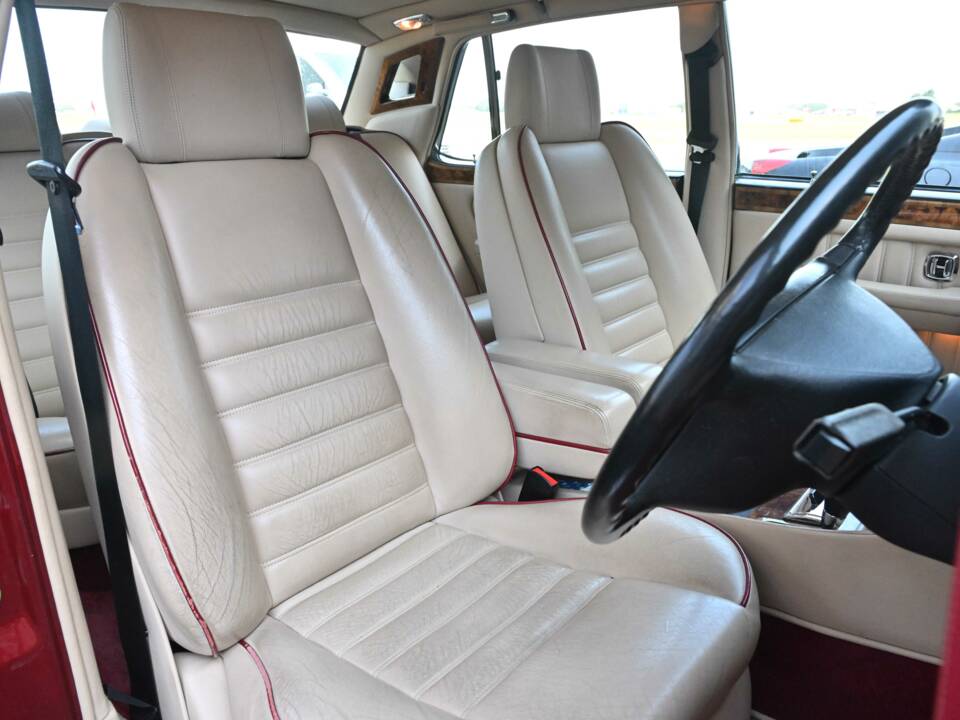 Bild 13/28 von Bentley Turbo R (1994)