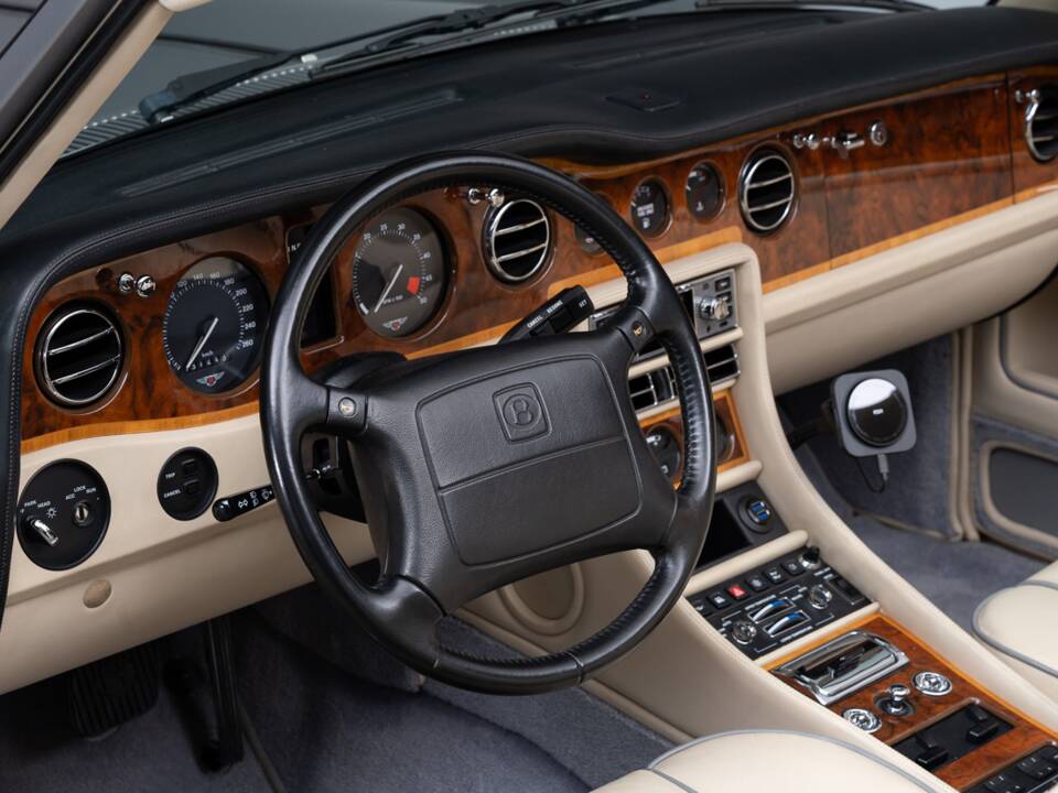 Image 38/46 de Bentley Continental (1994)