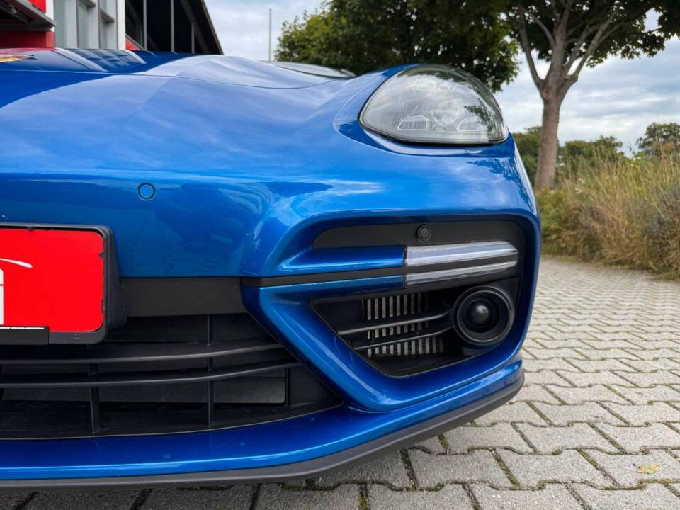 Bild 9/20 von Porsche Panamera Turbo Sport Turismo (2019)
