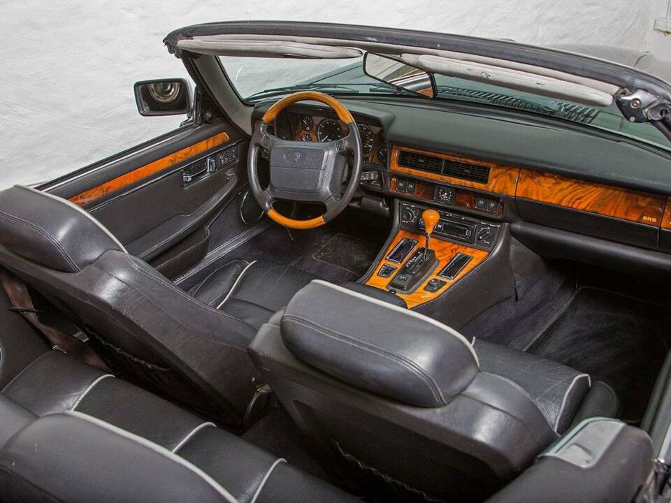 Imagen 20/22 de Jaguar XJS 4.0 (1996)