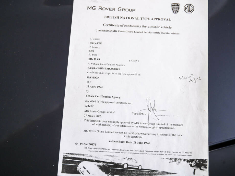 Immagine 43/50 di MG RV8 (1991)
