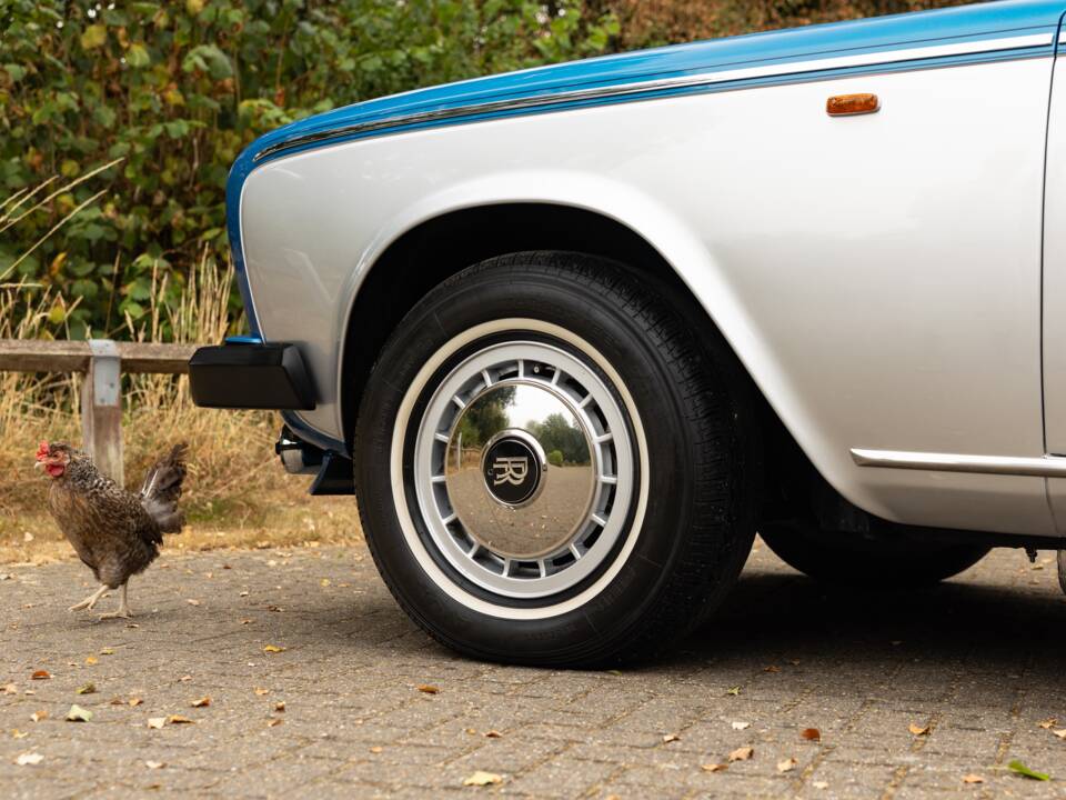 Image 40/50 of Rolls-Royce Silver Shadow II (1979)