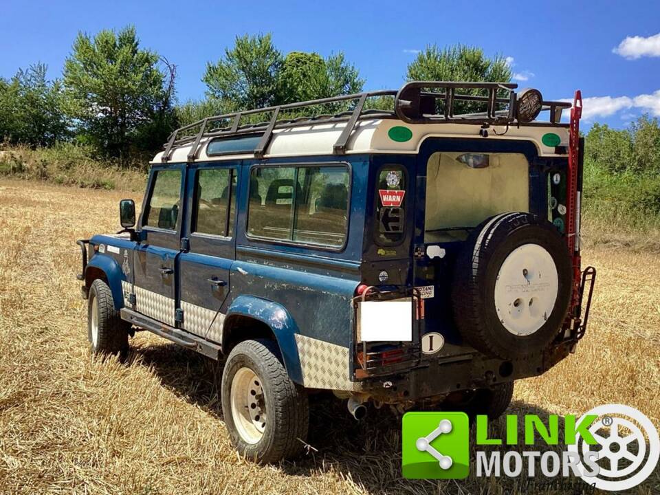 Immagine 7/10 di Land Rover Defender 110 Td5 (1999)