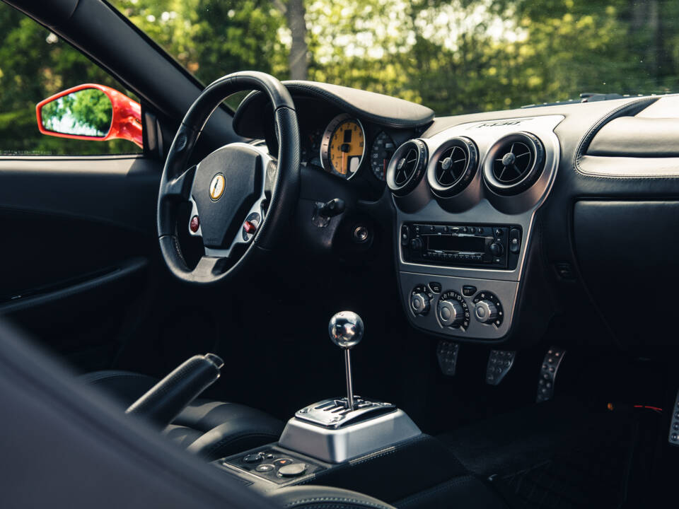 Immagine 34/50 di Ferrari F 430 (2004)