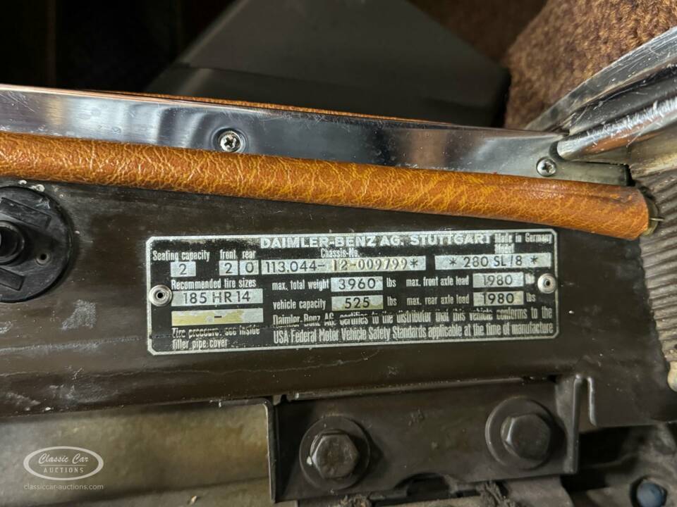 Image 21/38 of Mercedes-Benz 280 SL (1968)