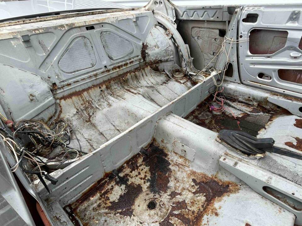 Bild 9/34 von BMW 2000 CS (1968)