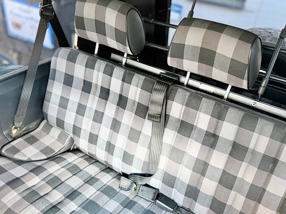 Immagine 17/26 di Mercedes-Benz 280 GE (kurz) (1988)