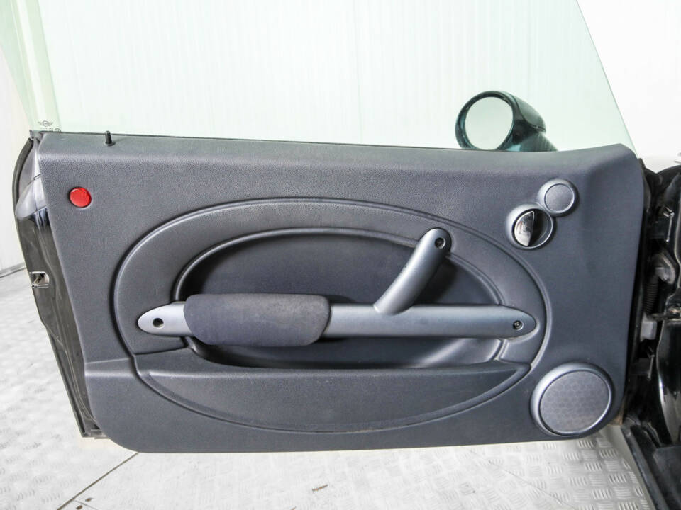 Bild 33/47 von Mini One (2003)