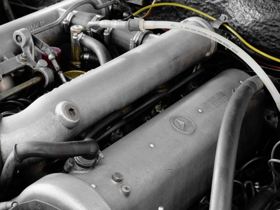 Immagine 46/50 di Mercedes-Benz 300 SEL 6.3 (1968)