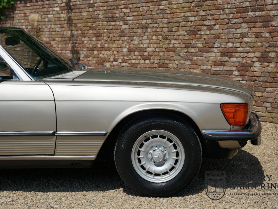 Image 42/50 of Mercedes-Benz 380 SL (1985)