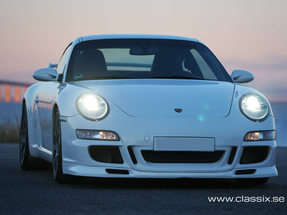 Bild 6/19 von Porsche 911 Carrera S (2005)