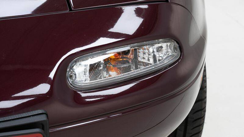 Afbeelding 14/15 van Mazda MX-5 1.6 (1996)