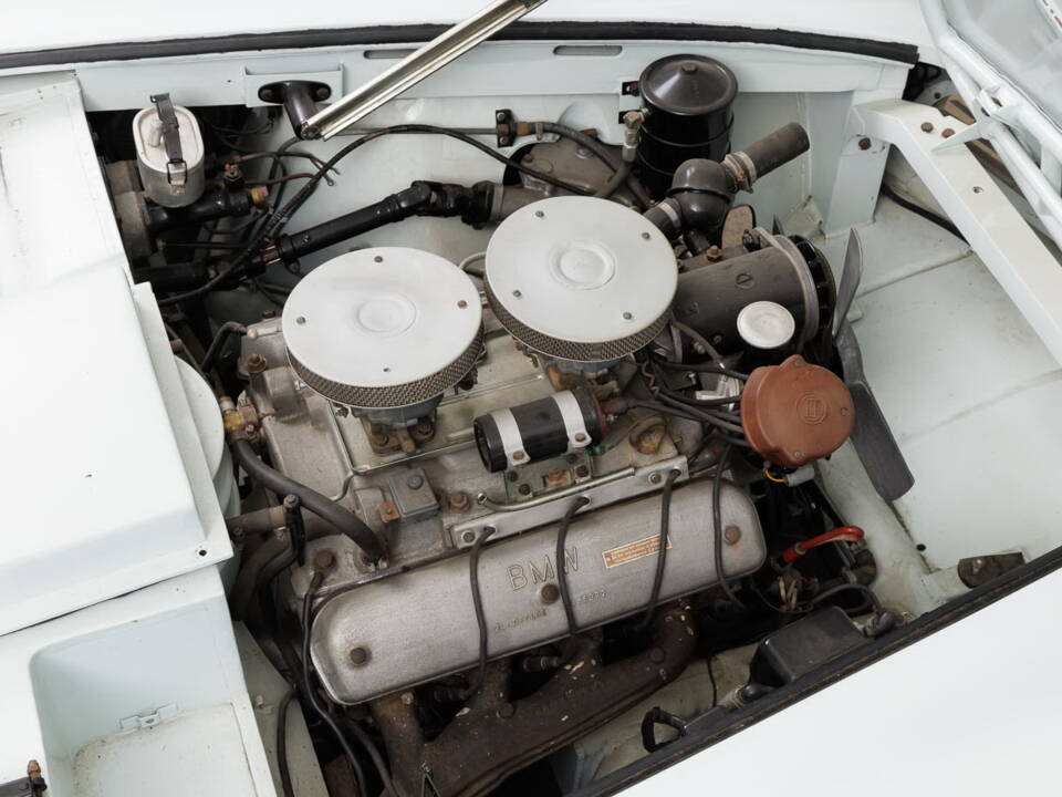 Image 37/50 of BMW 507 (1957)
