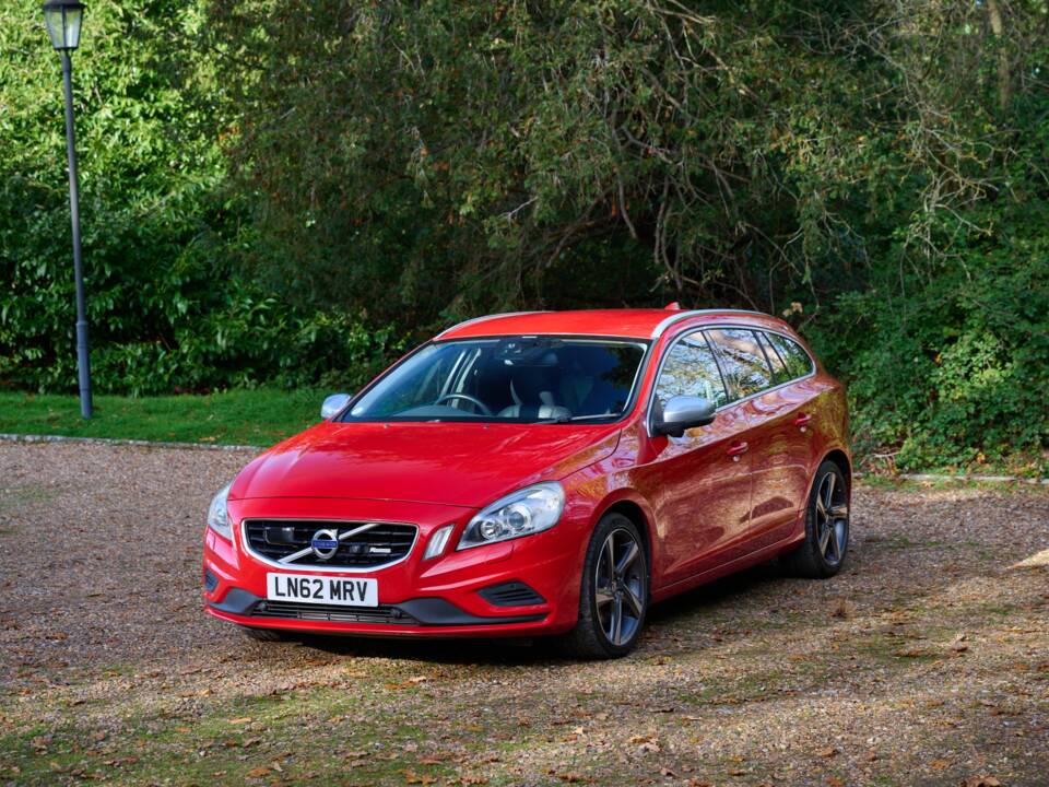 Bild 17/50 von Volvo V60 T6 (2012)