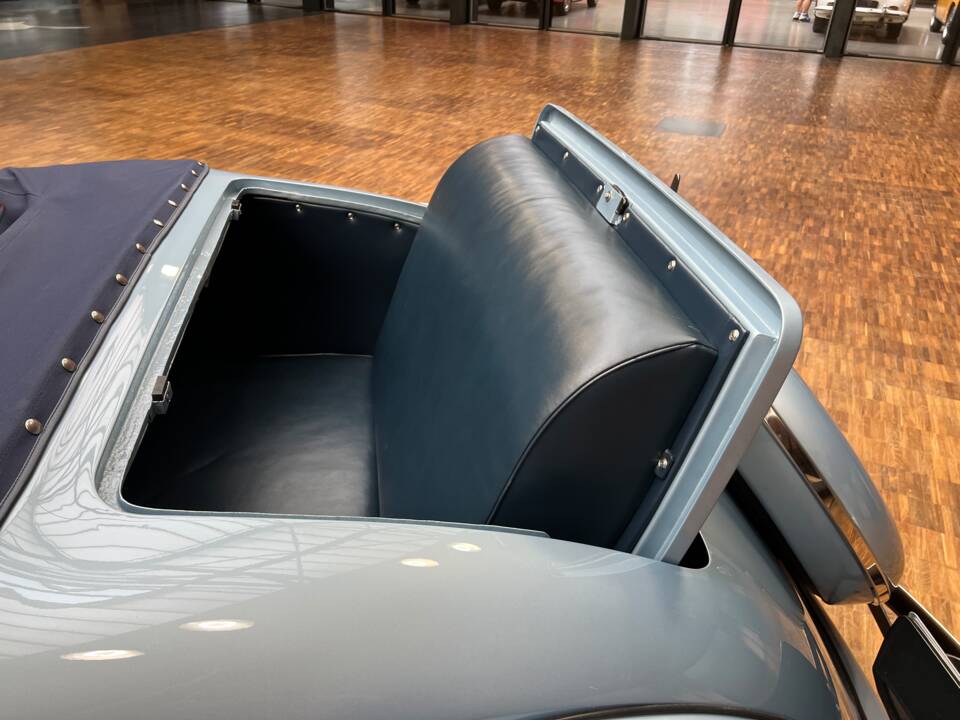 Image 31/39 de Citroën Traction Avant 11 BL Légère (1939)