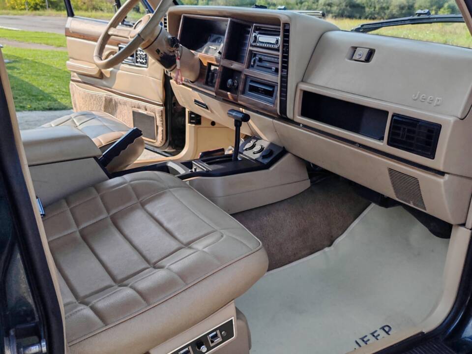 Immagine 26/37 di Jeep Cherokee (1991)