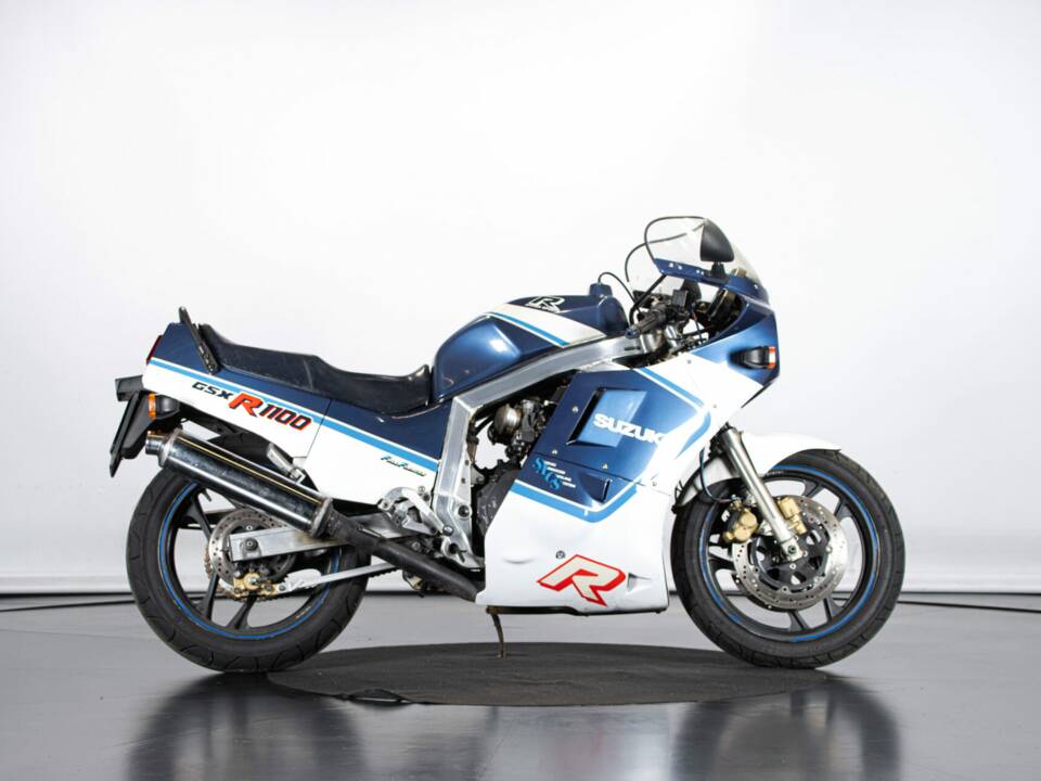 Immagine 5/47 di Suzuki GSX-R 1100 (1987)