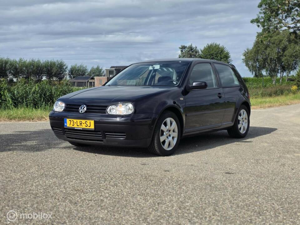 Image 12/42 of Volkswagen Golf IV 1.6 (2003)