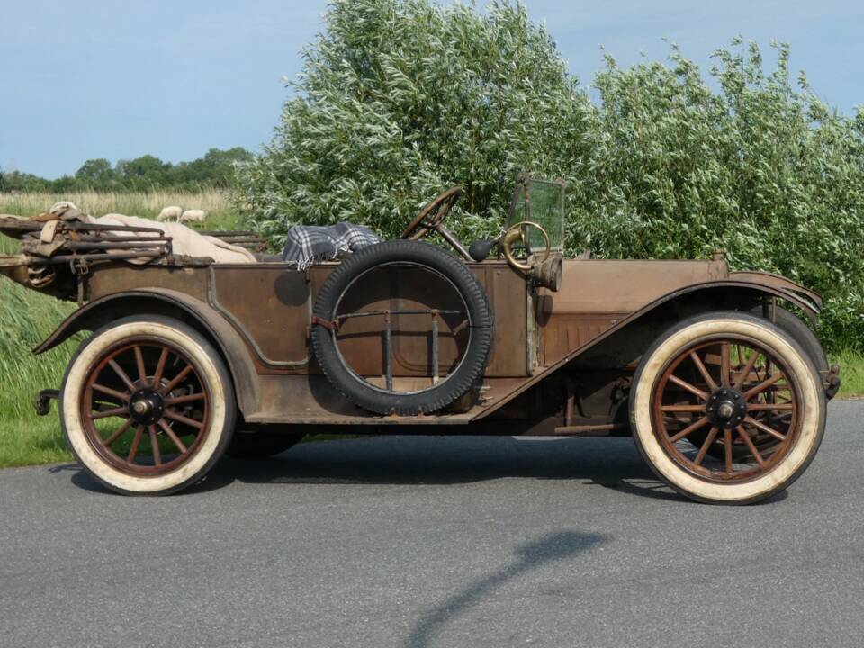 Image 3/66 of Regal Model T Underslung (1913)